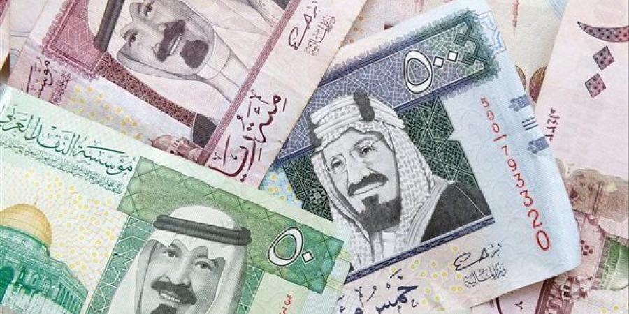 سعر الدينار الكويتي مقابل الجنيه اليوم الجمعة 1 نوفمبر 2024 - أحداث اليوم