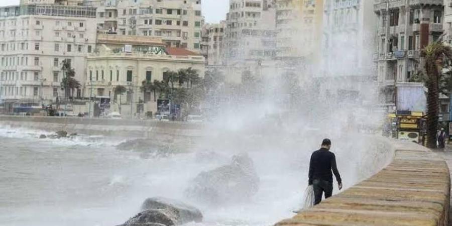 منخفض جوي نادر.. تحذيرات من الطقس السيئ في مصر - أحداث اليوم